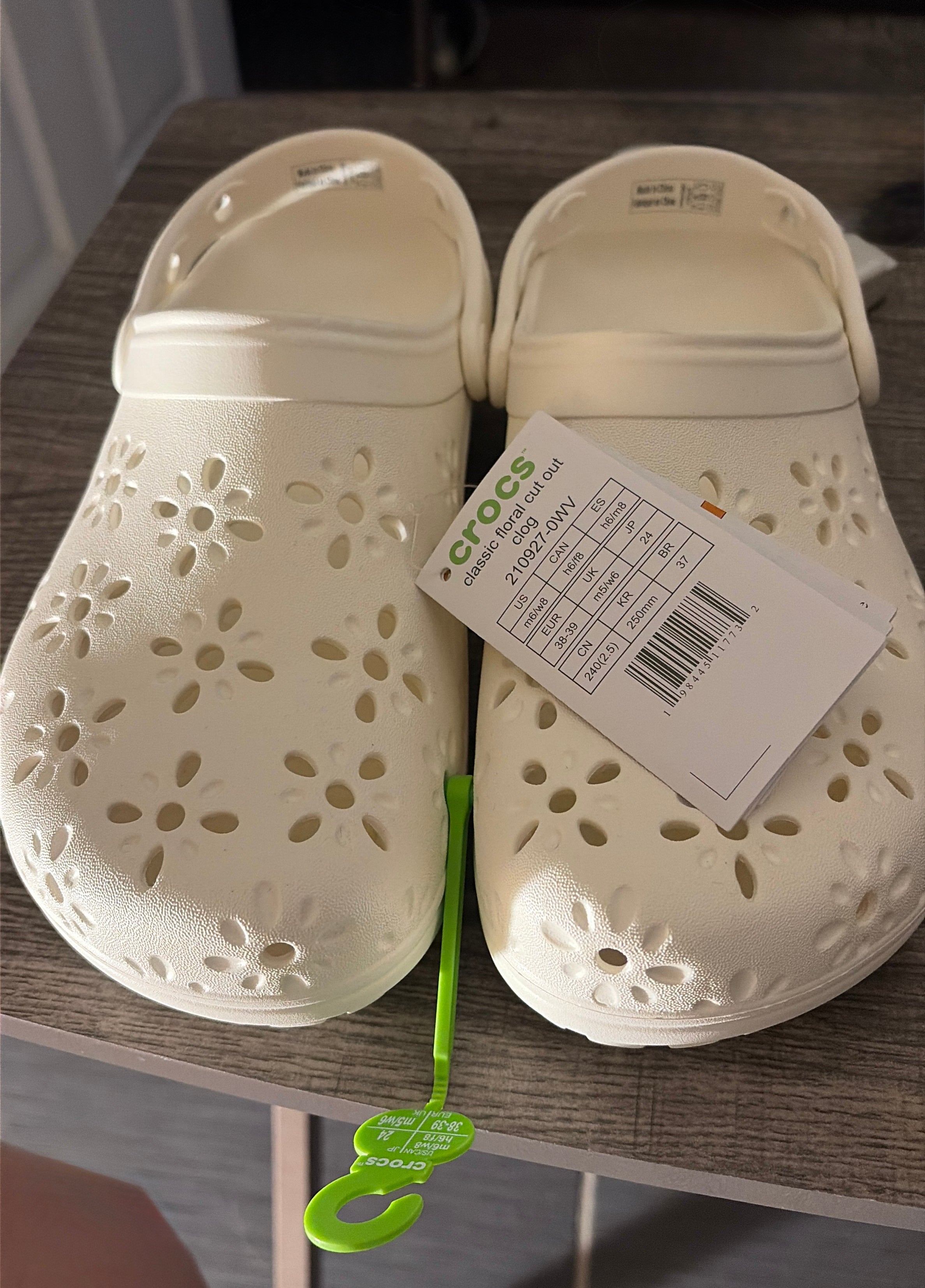 Crocs